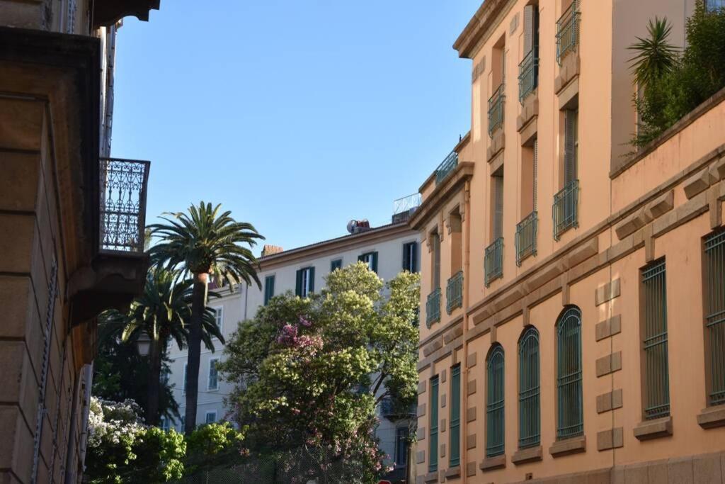Appartement Plein De Charme - Ajaccio Hyper Centre Exterior photo